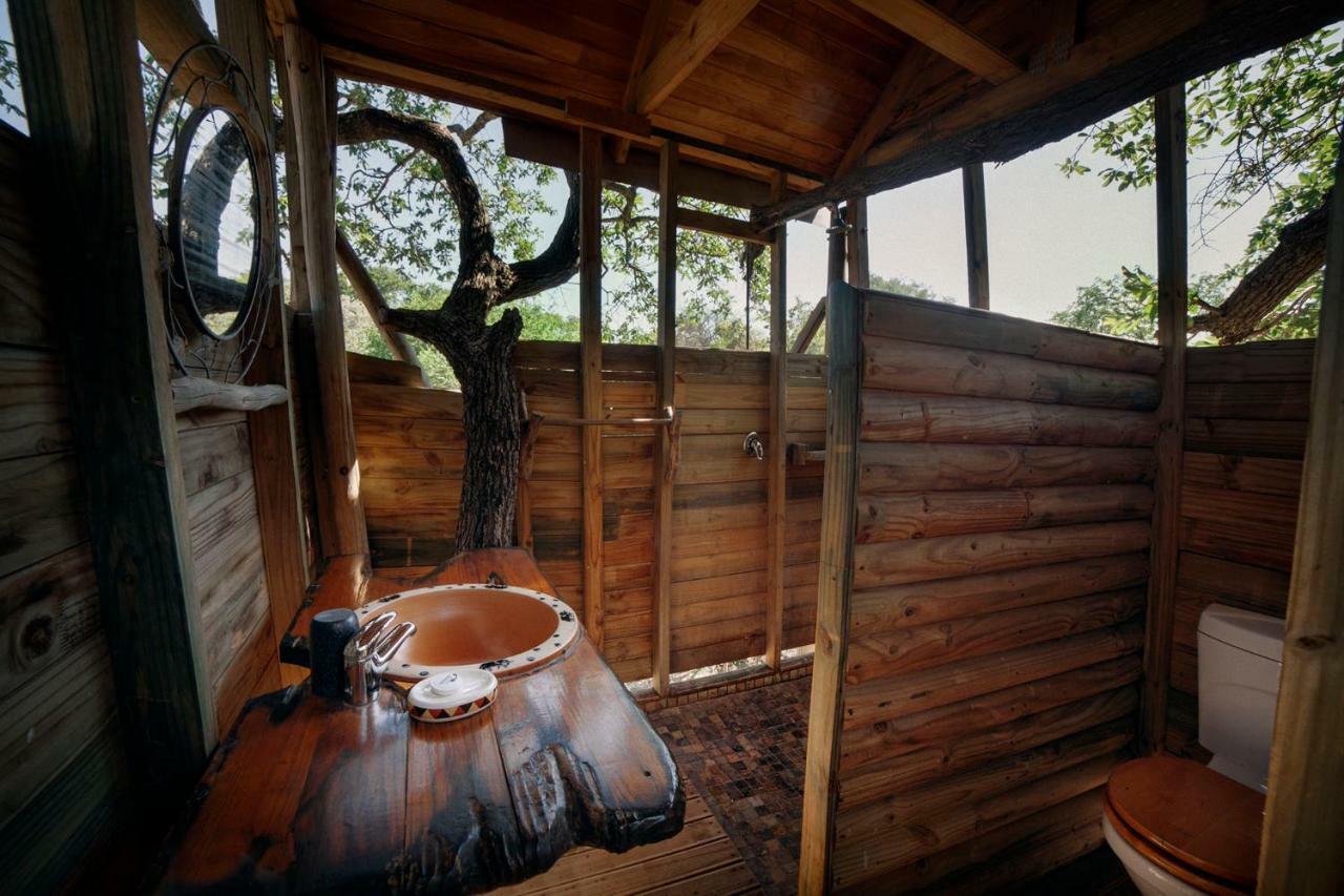 Pezulu Tree House Lodge Hoedspruit Exterior photo